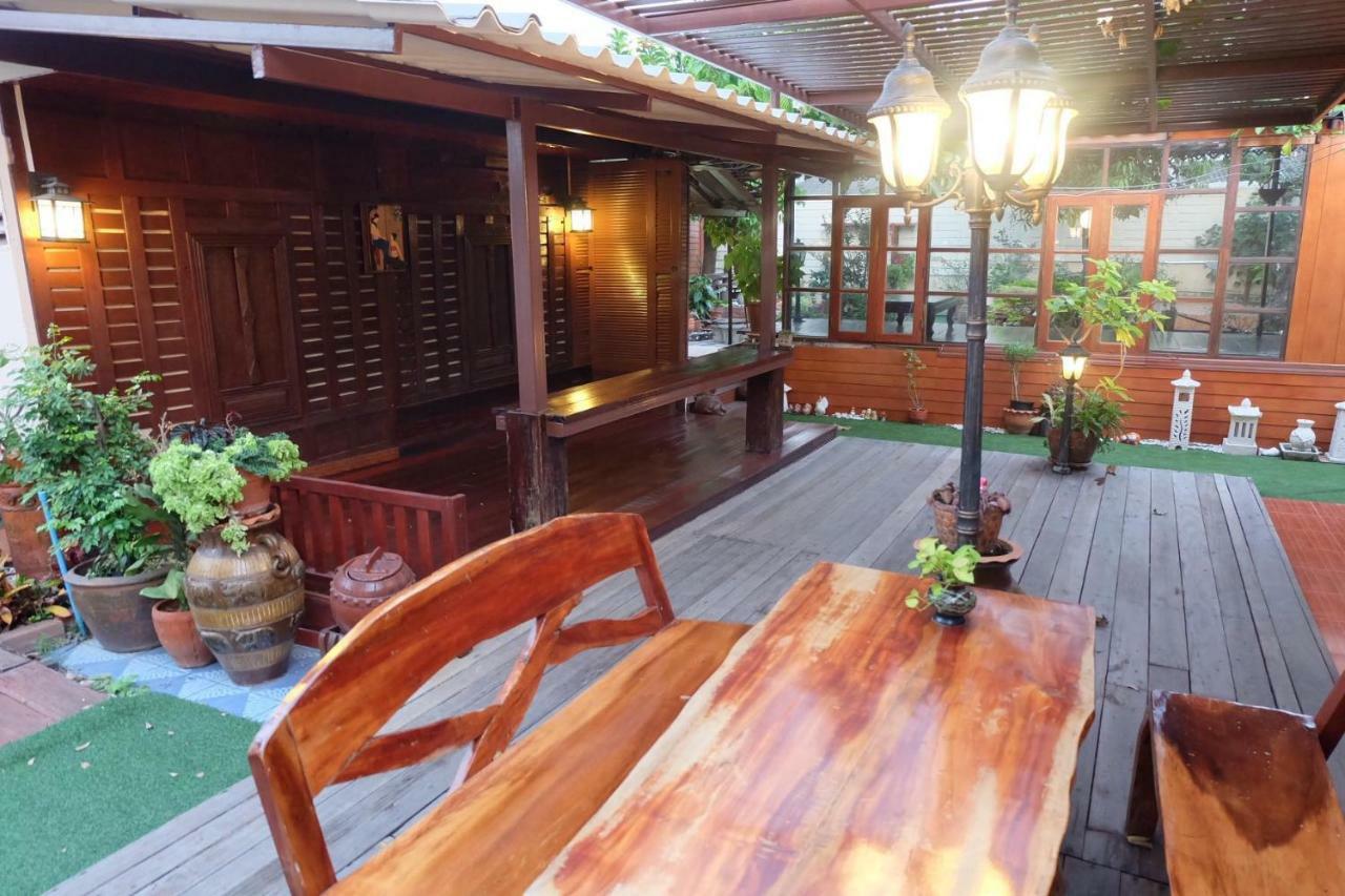 Binlar Guesthouse Phra Nakhon Si Ayutthaya Zewnętrze zdjęcie